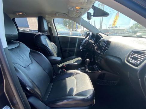 Used 2020 Jeep Compass Limited image 14