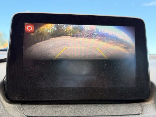 Used 2019 Toyota Yaris LE FWD image 16
