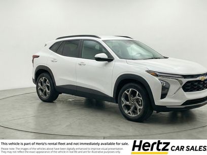 Used 2025 Chevrolet Trax LT w/ LT Convenience Package