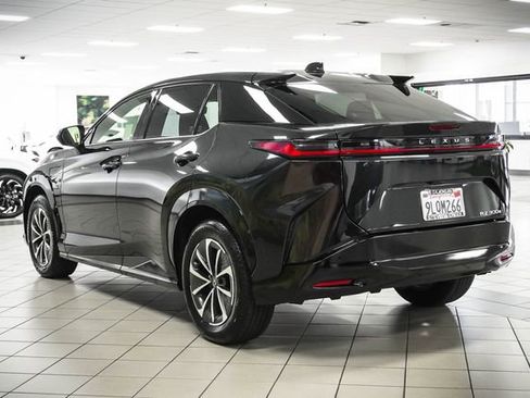 Used 2024 Lexus RZ 300e Premium w/ Technology Package image 7