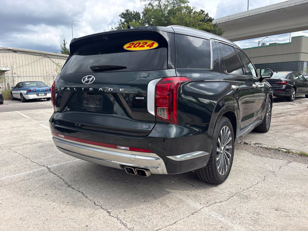Used 2024 Hyundai Palisade Calligraphy AWD/4WD image 3