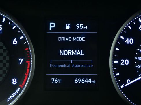 Used 2020 Hyundai Elantra SEL w/ Cargo Package (C1) FWD image 23