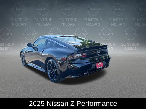 Used 2025 Nissan Z Performance w/ Floor Mat Package RWD image 3