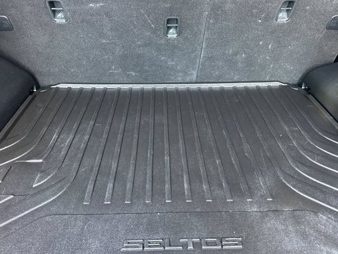 Used 2022 Kia Seltos S AWD/4WD image 17
