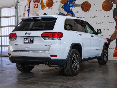 Used 2022 Jeep Grand Cherokee Limited image 27