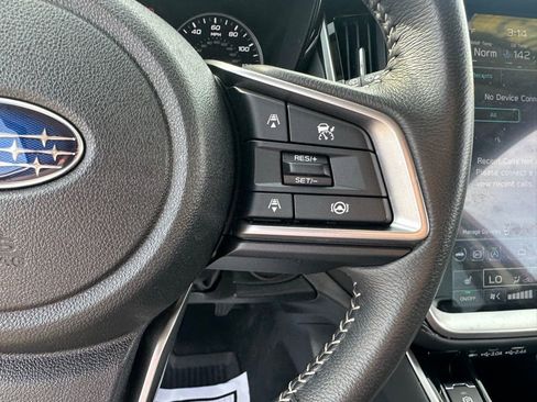 Used 2025 Subaru Outback Premium image 31