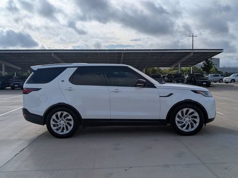 Used 2024 Land Rover Discovery S AWD/4WD image 6