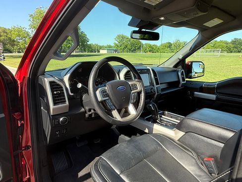 Used 2019 Ford F150 Lariat w/ Trailer Tow Package AWD/4WD image 13