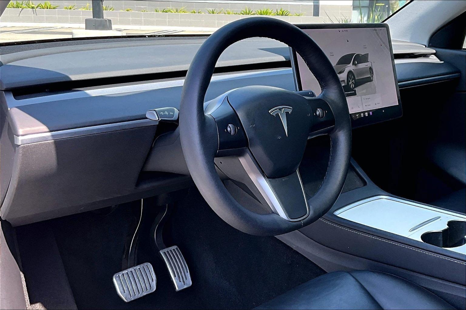 Used 2022 Tesla Model Y Long Range AWD/4WD image 13