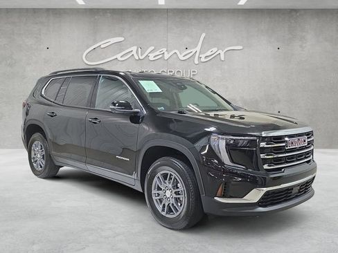 Used 2025 GMC Acadia Elevation image 2