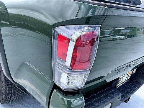 Used 2021 Toyota Tacoma SR AWD/4WD image 33