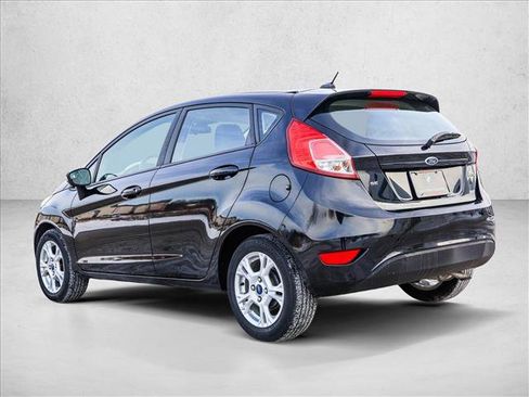 Used 2016 Ford Fiesta SE image 7