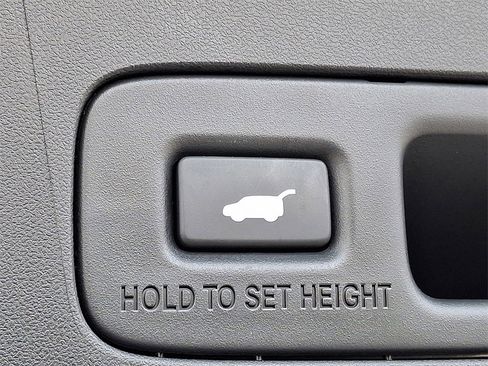 Used 2025 Acura ADX A-Spec image 32