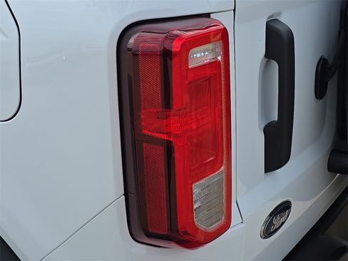 New 2025 Ford Bronco 2-Door image 28