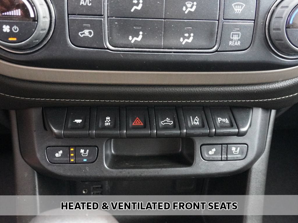 Used 2022 GMC Canyon Denali AWD/4WD image 4