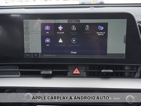 Used 2023 Kia Sportage EX image 8