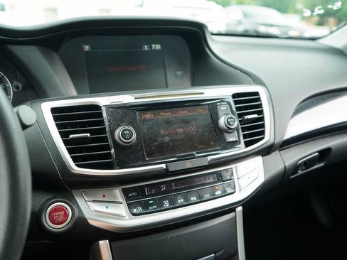 Used 2015 Honda Accord EX image 8