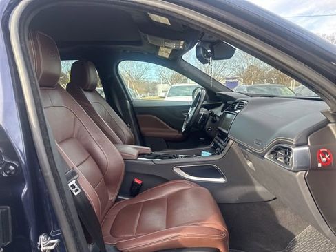 Used 2017 Jaguar F-PACE S image 14