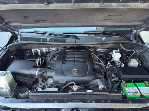 Used 2018 Toyota Tundra Limited image 33