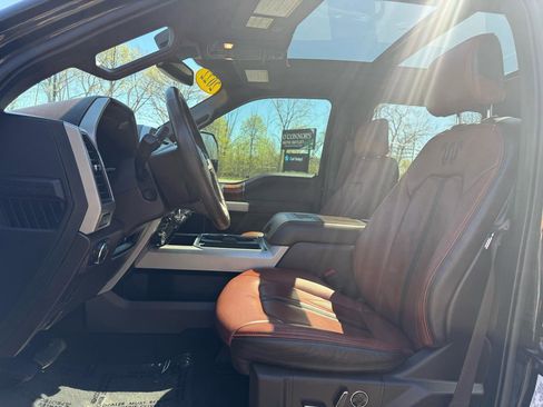 Used 2022 Ford F250 King Ranch w/ King Ranch Ultimate Package AWD/4WD image 17