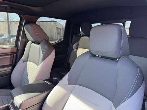 Used 2024 Toyota Tacoma TRD Off-Road w/ TRD Off Road Upgrade Package image 13