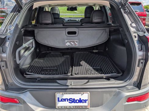 Used 2018 Jeep Cherokee Trailhawk w/ Quick Order Package 27L image 12