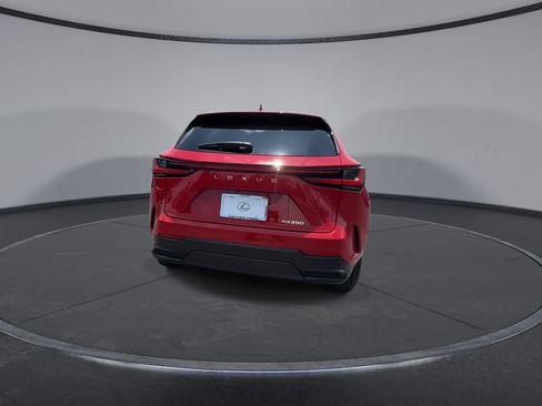 Used 2025 Lexus NX 250 FWD w/ Towing Package (2000 Lbs) image 3