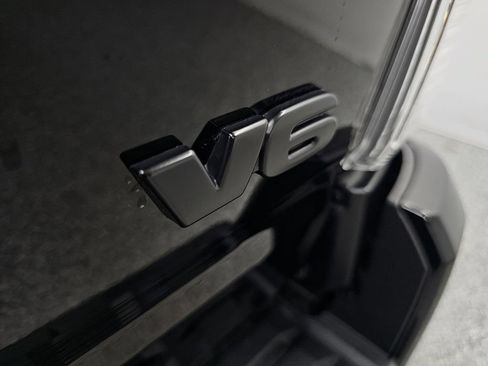 Used 2023 Toyota Tacoma TRD Sport AWD/4WD image 26