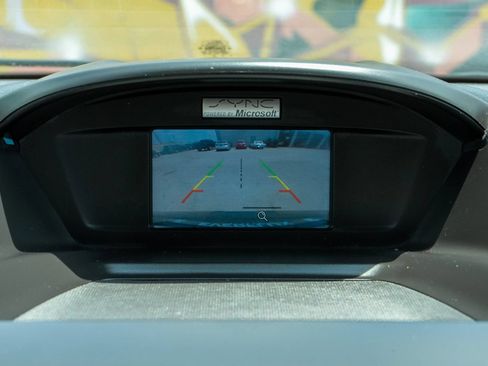Used 2015 Ford Escape SE FWD image 21