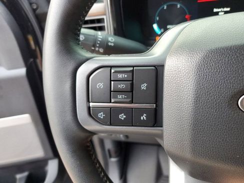 Used 2024 Ford F250 Lariat w/ Chrome Package image 28