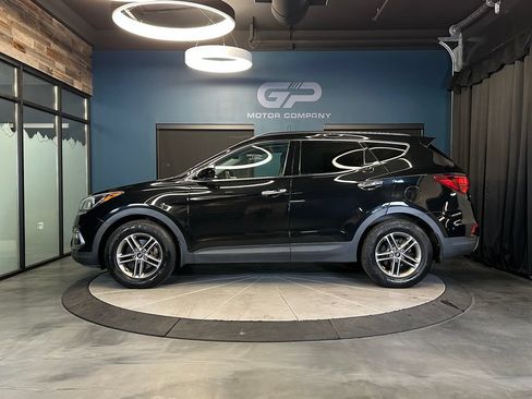 Used 2017 Hyundai Santa Fe Sport AWD/4WD image 6