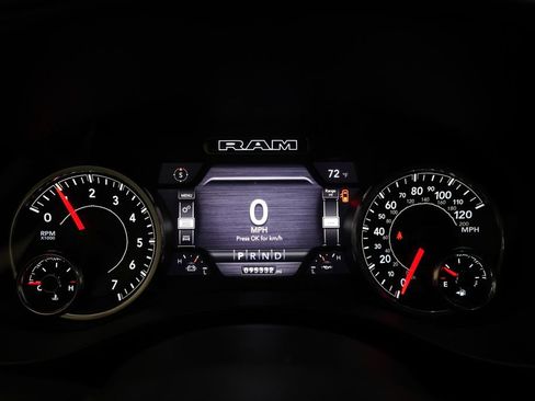 Used 2021 RAM 1500 Laramie AWD/4WD image 2