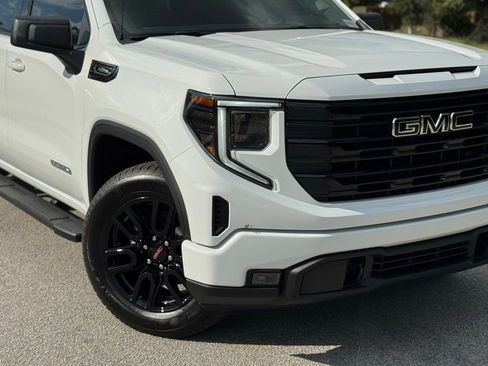 New 2026 GMC Sierra 1500 Elevation w/ LPO, Elevation Black Package image 5