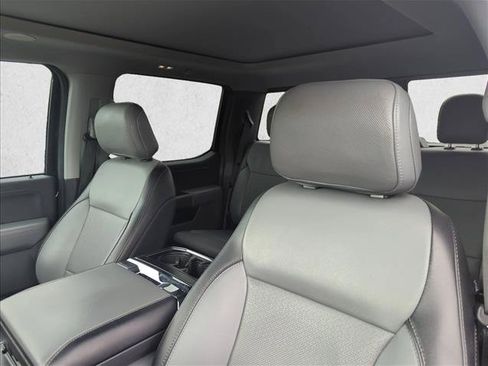 Used 2021 Ford F150 Lariat w/ Equipment Group 502A High AWD/4WD image 14