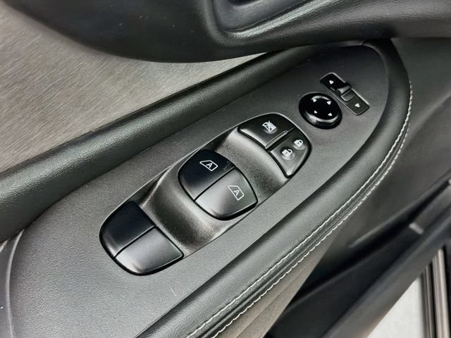 Used 2022 Nissan Murano SV AWD/4WD image 18