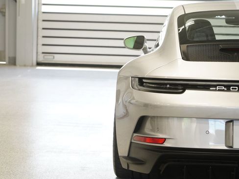 Used 2022 Porsche 911 GT3 RWD image 10