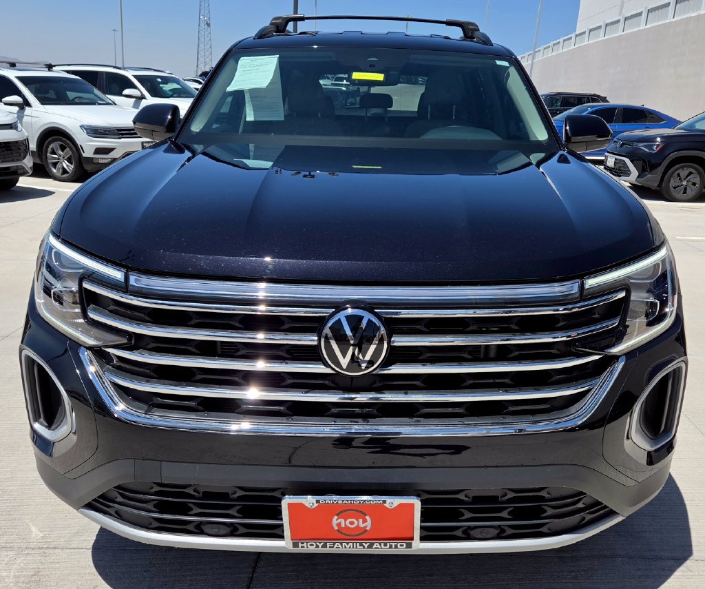 Certified 2025 Volkswagen Atlas SE AWD/4WD image 4