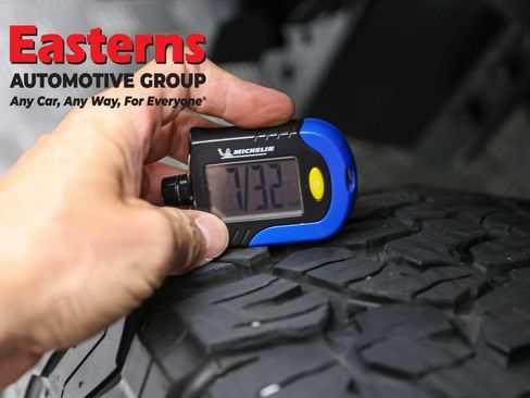 Used 2023 Jeep Wrangler Unlimited Rubicon 4xe w/ Cold Weather Group AWD/4WD image 30