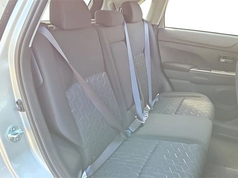 Used 2025 Mitsubishi Outlander Sport LE image 36