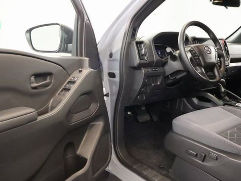 New 2026 Nissan Frontier SV w/ Tow Package AWD/4WD image 8
