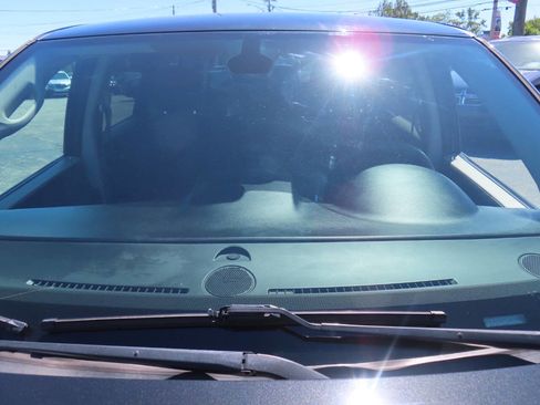 Used 2019 Dodge Grand Caravan SE FWD image 35