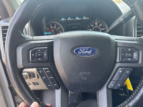 Used 2019 Ford F150 XLT w/ Equipment Group 301A Mid image 10