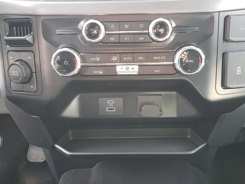 Used 2024 Ford F150 XLT image 18