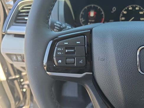 New 2026 Honda Odyssey Touring image 19