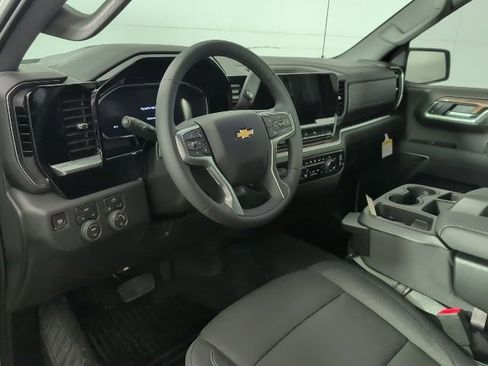 New 2026 Chevrolet Silverado 1500 LT image 7
