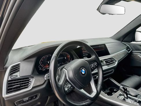 Used 2022 BMW X5 xDrive40i AWD/4WD image 12