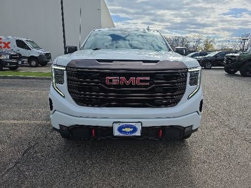 Used 2022 GMC Sierra 1500 AT4X AWD/4WD image 8