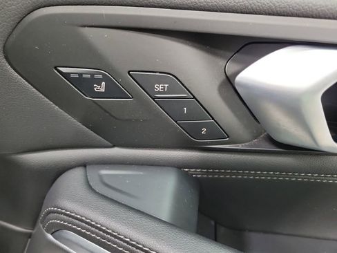 Used 2023 BMW X6 xDrive40i image 26