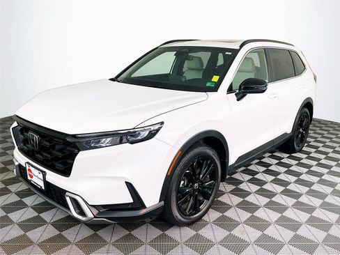 Certified 2025 Honda CR-V Sport Touring image 3