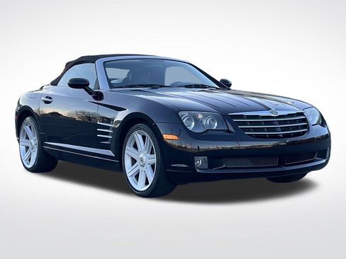 Used 2005 Chrysler Crossfire Limited image 28